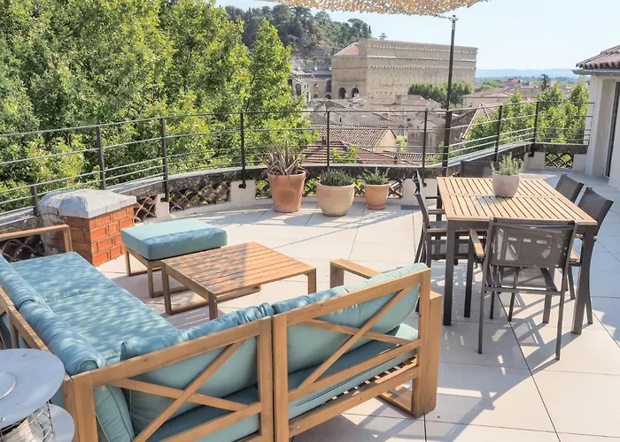 Le Rooftop - Vue Incroyable Sur Le Theatre Antique